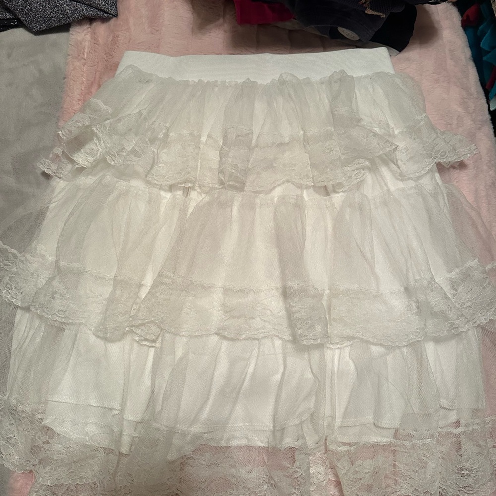 SHEIN White Tiered Lace Skirt